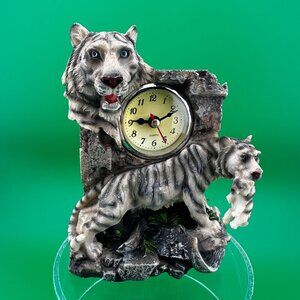 JUNGLE RAINFOREST APEX PREDATOR WHITE TIGER AND CUB FAMILY TABLE CLOCK FIGURINE